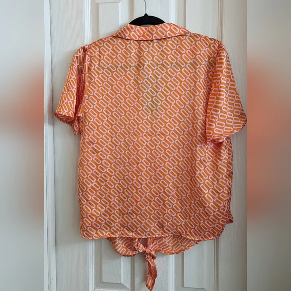 Eclair Abstract Orange Button Down Top NWT - Picture 3 of 5